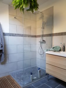 Lire la suite à propos de l’article Salle de bain Jouars
